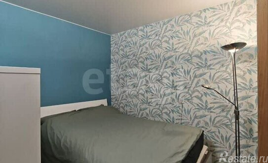 Продажа 1-комн квартиры на вторичном рынке Космонавтов пр-кт,  д. 65,  к. 10