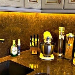 Продажа 2-комн квартиры на вторичном рынке улица Корнея Чуковского,  д. 3