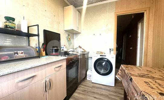 Продажа 3-комн квартиры на вторичном рынке Подольск г, Климовск мкр, Ихтиманская ул,  д. 3