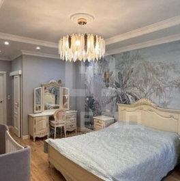 Продажа 3-комн квартиры на вторичном рынке улица Есенина,  д. 1 к1