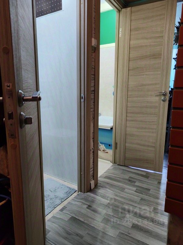 Продажа 2-комн квартиры на вторичном рынке пос. Зеленый Городок, 8