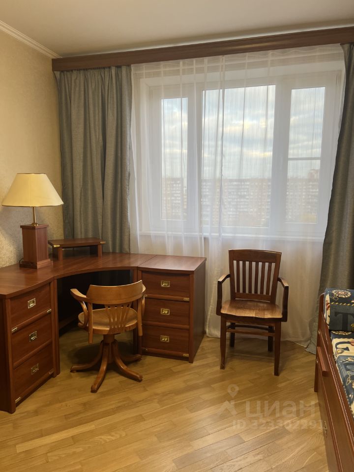 Аренда 3-комн квартиры на вторичном рынке Дубнинская улица, 30Б