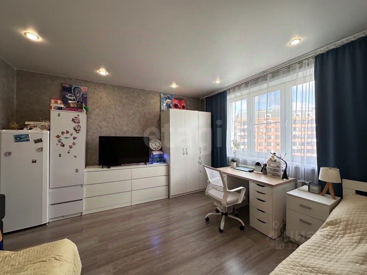 Продажа 2-комн квартиры на вторичном рынке Изюмская улица, 49к3