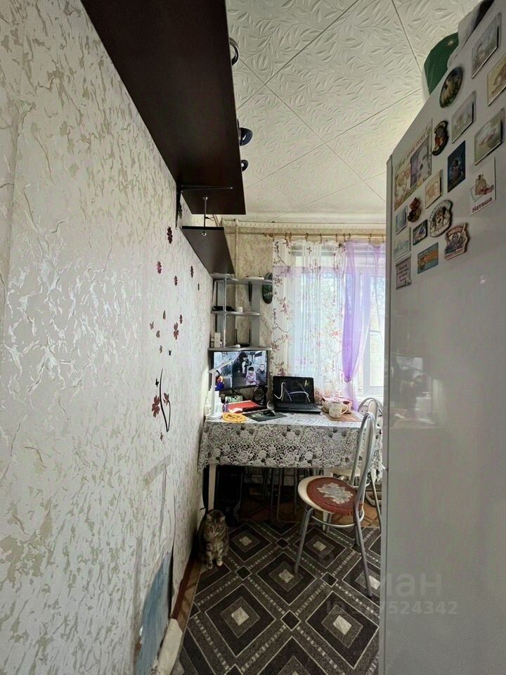 Продажа 1-комн квартиры на вторичном рынке Волхов, улица Дзержинского, 10