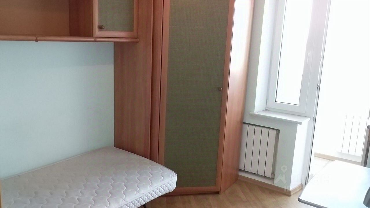 Продажа 3-комн квартиры на вторичном рынке пос. Назарьево, 23