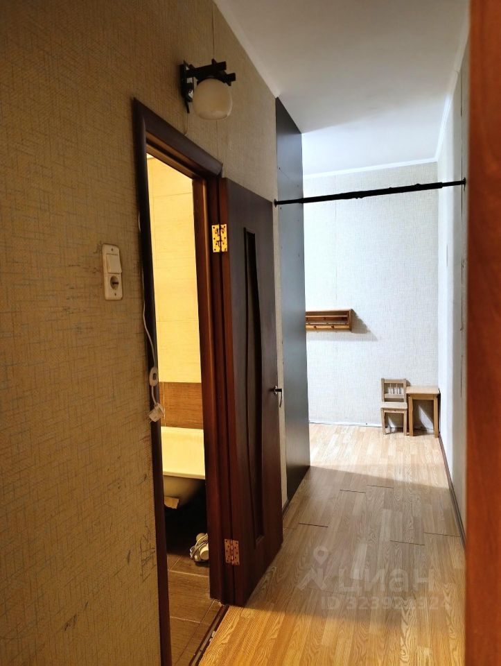 Продажа 1-комн квартиры на вторичном рынке Лобня, Фестивальная улица,  д. 8к2