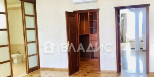 4-комн квартира Чапаевский переулок,  д. 3