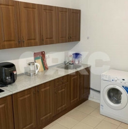 Продажа 2-комн квартиры на вторичном рынке Саларьевская ул,  д. 8 к2