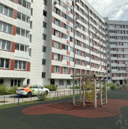 Продажа 1-комн квартиры на вторичном рынке Заветы Ильича, улица Степана Разина,  д. 2 к5