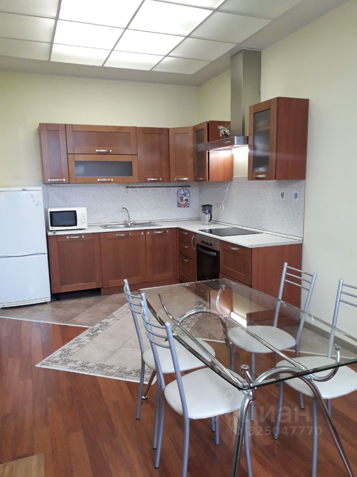 Аренда 3-комн квартиры на вторичном рынке Астрадамский проезд, 4Ак1