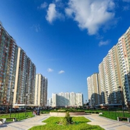 Продажа 2-комн квартиры на вторичном рынке Железнодорожный, улица Струве,  д. 11