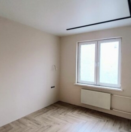 Продажа 3-комн квартиры на вторичном рынке Шушары п,  д. 8 к1