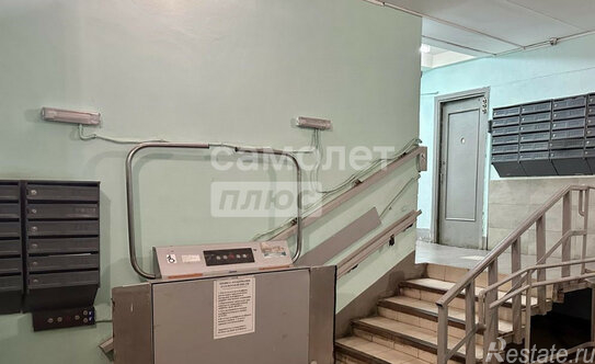 Продажа 3-комн квартиры на вторичном рынке ул Скаковая,  д. 13,  к. 2