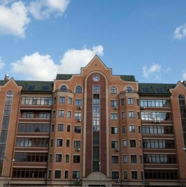 Продажа 3-комн квартиры на вторичном рынке Международный, ул Береговая,  д. 10