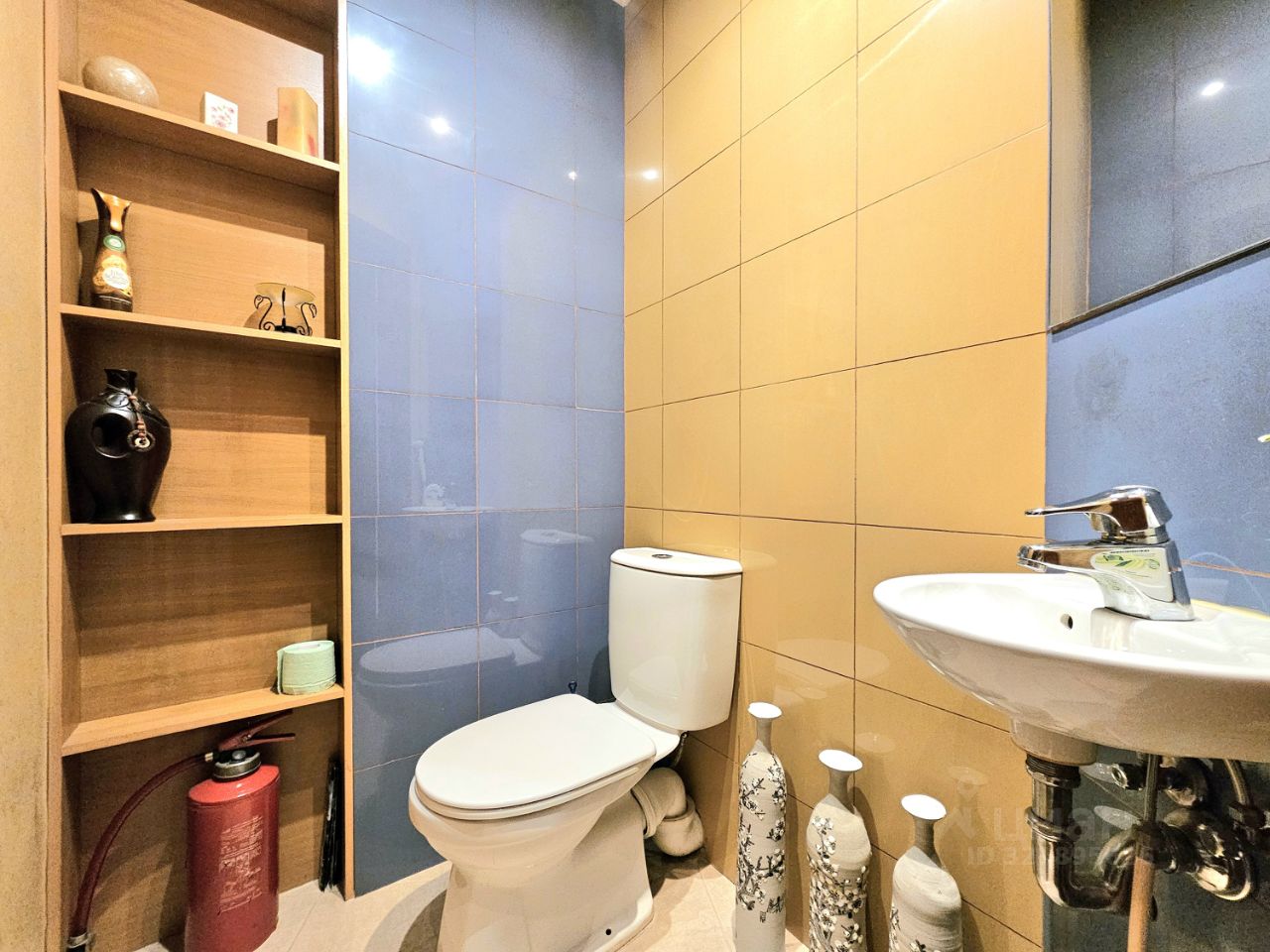 Продажа 2-комн квартиры на вторичном рынке Стремянная улица, 11