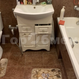 Продажа 2-комн квартиры на вторичном рынке улица Мастеркова,  д. 1