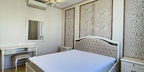 3-комн квартира ул Лобанова,  д. 2/21