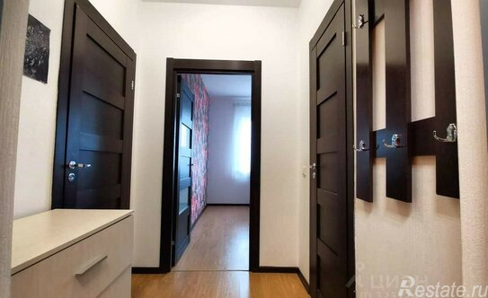 Продажа 1-комн квартиры на вторичном рынке Комендантский пр-кт,  д. 69