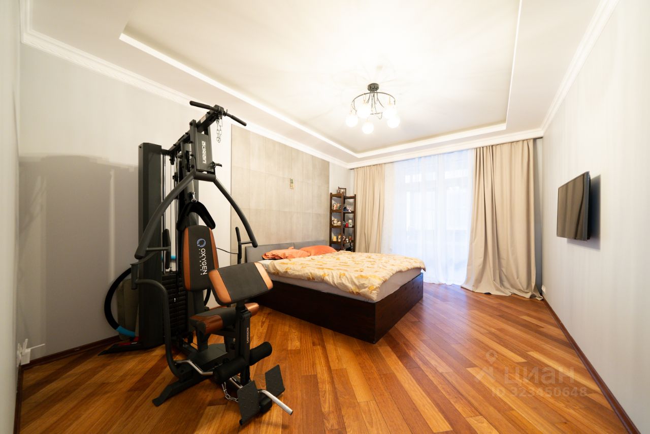 Продажа 3-комн квартиры на вторичном рынке набережная Академика Туполева, 15