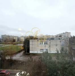 Продажа 3-комн квартиры на вторичном рынке Клин, улица 60 лет Комсомола,  д. 3 к2