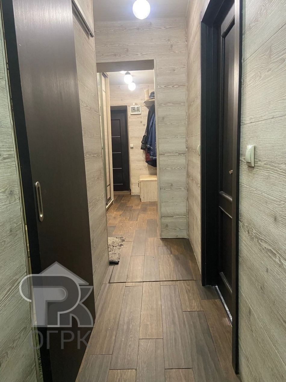 Продажа 3-комн квартиры на вторичном рынке Дедовск, им. Курочкина Николая Сергеевича улица, дом 4