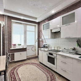 Продажа 1-комн квартиры на вторичном рынке улица Орджоникидзе,  д. 52