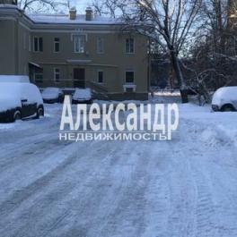 Продажа 3-комн квартиры на вторичном рынке улица Крупской,  д. 24 к2