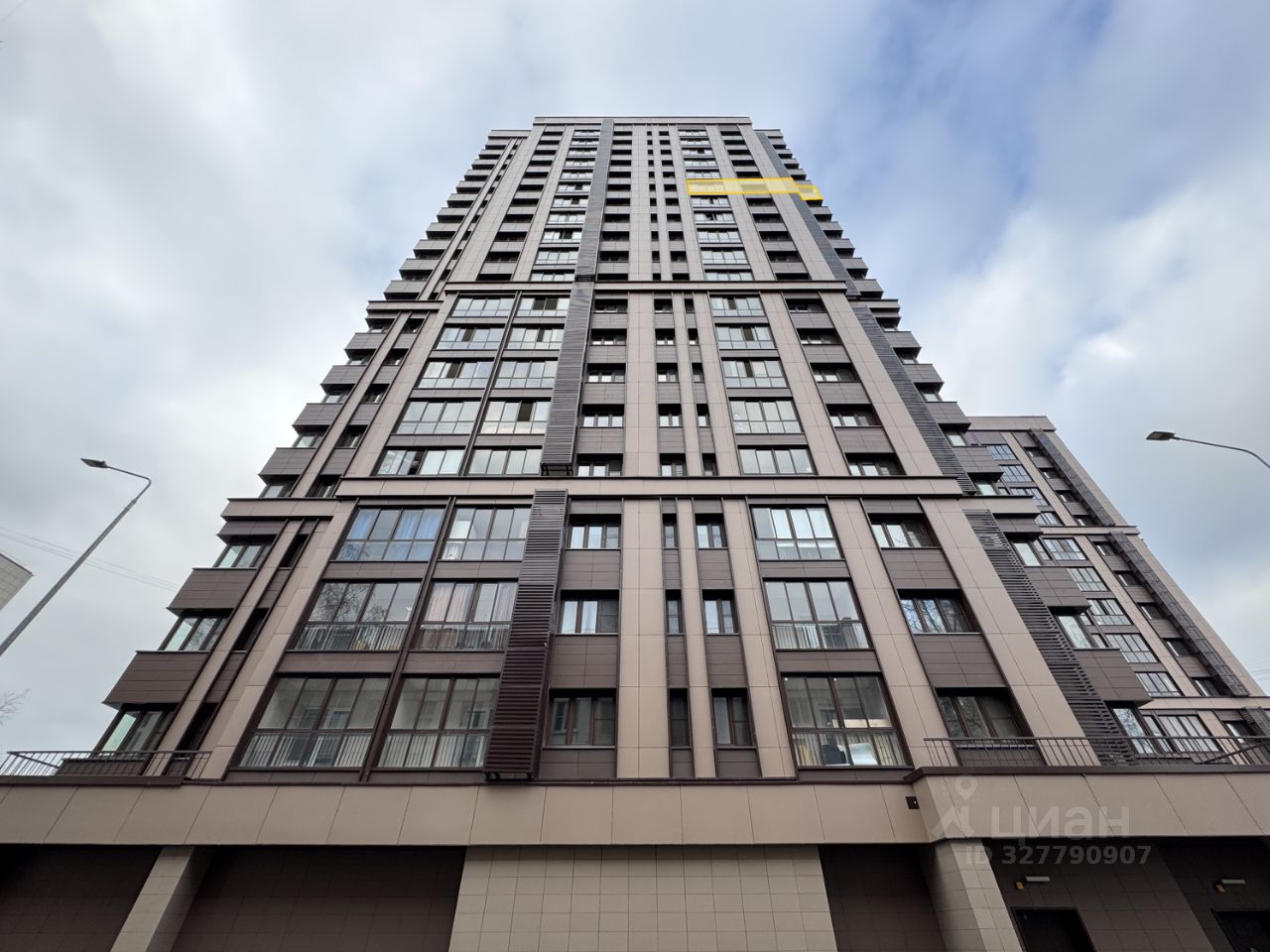 Продажа 3-комн квартиры на вторичном рынке улица 5-я Соколиной Горы, 21А