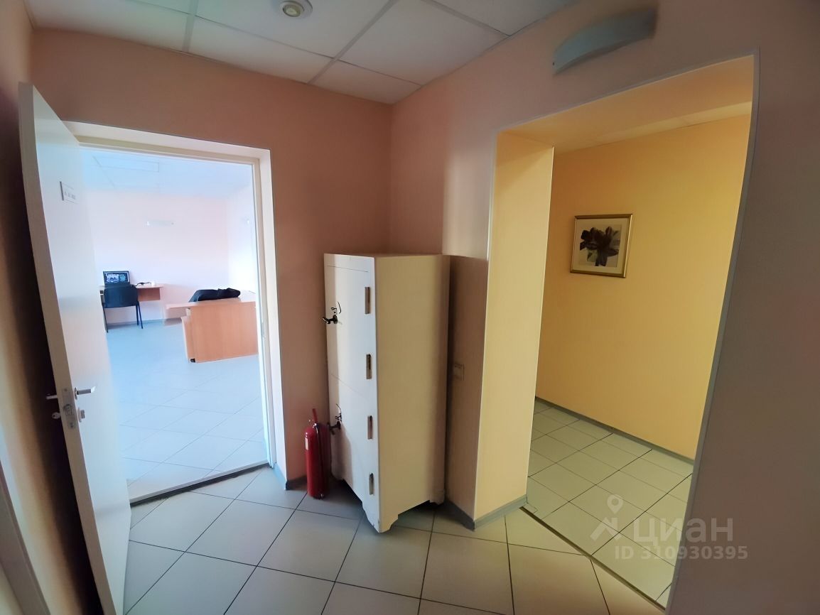Продажа 6-комн квартиры на вторичном рынке Двинская улица, 10К2