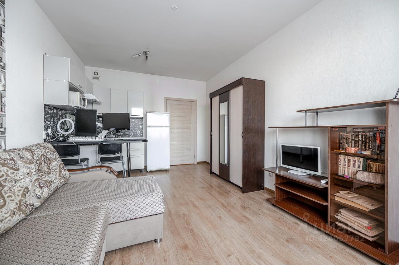 Продажа студии Кондратьевский проспект, 68к4