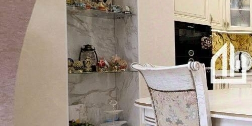 3-комн квартира улица Жукова, 3