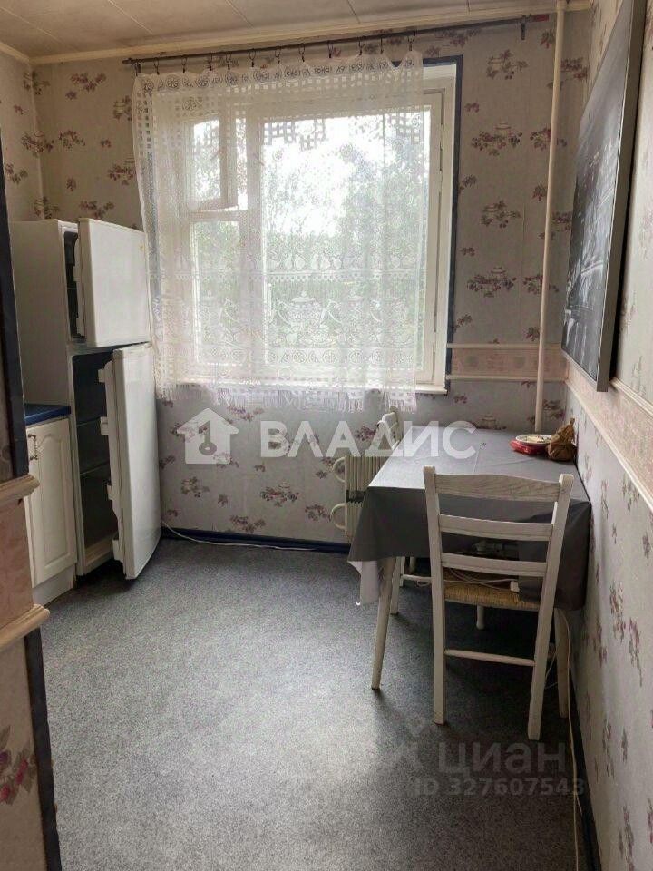 Продажа 1-комн квартиры на вторичном рынке Новогорск мкр, 6