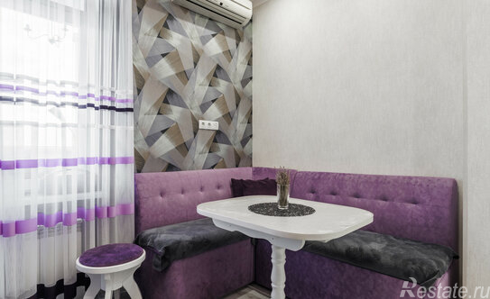 Продажа 1-комн квартиры на вторичном рынке Народного ополчения пр-кт,  д. 10