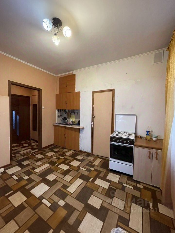 Продажа 3-комн квартиры на вторичном рынке Ильинский пгт, улица Южная, 17