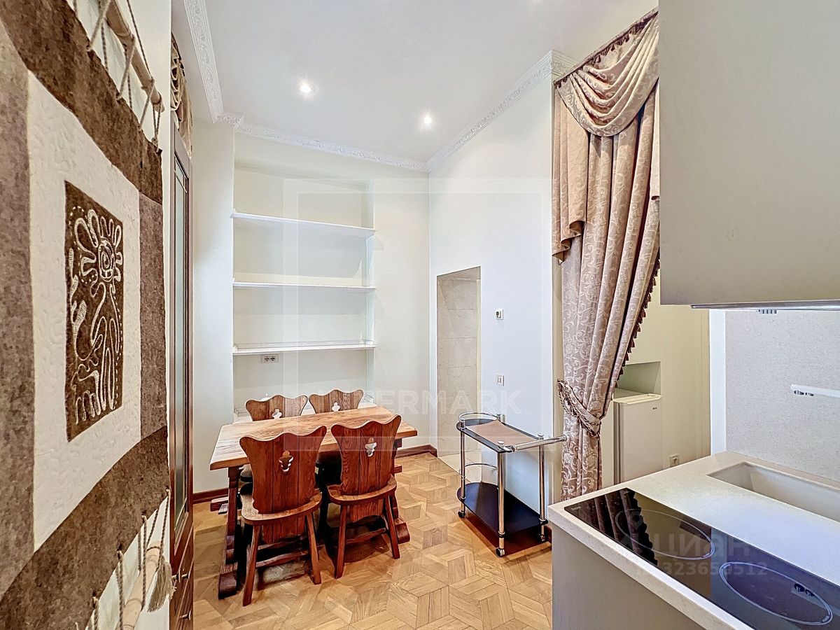 Аренда 1-комн квартиры на вторичном рынке Котельническая набережная, 1/15кА