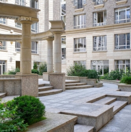 Продажа 3-комн квартиры на вторичном рынке улица Гастелло,  д. 7