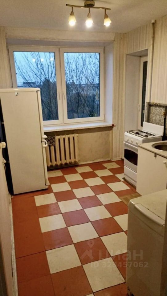 Аренда 1-комн квартиры на вторичном рынке проспект Кима, 9