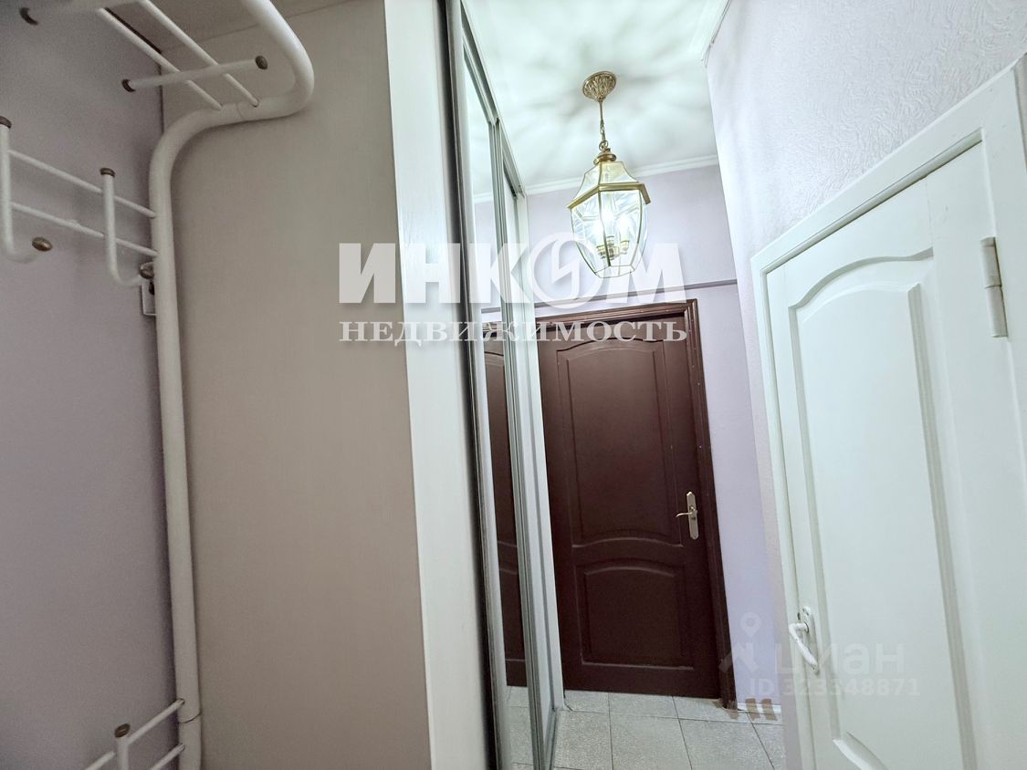 Продажа 2-комн квартиры на вторичном рынке Ярцевская улица, 11К3