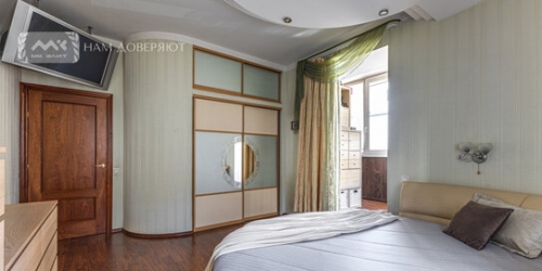 3-комн квартира ул Бассейная,  д. 10