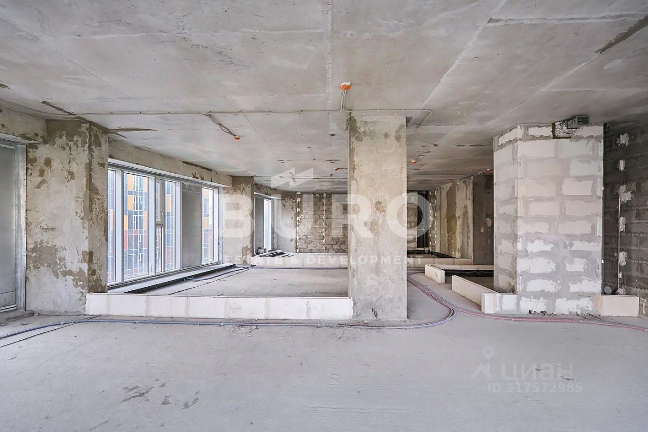 Продажа 3-комн квартиры на вторичном рынке Мытная улица, 40к2