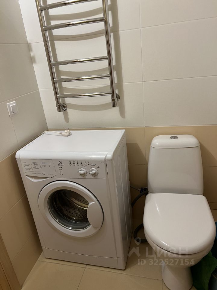 Аренда 1-комн квартиры на вторичном рынке Химкинский бульвар, 14к5