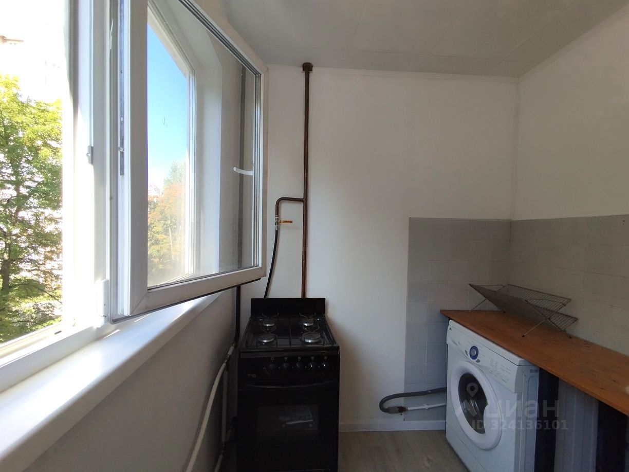 Продажа 1-комн квартиры на вторичном рынке Светлановский проспект, 101