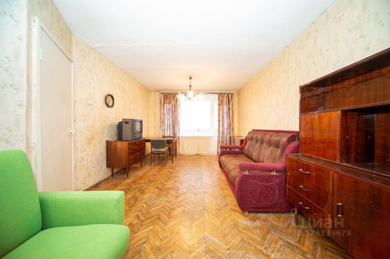 Продажа 1-комн квартиры на вторичном рынке улица Орджоникидзе, 45/1