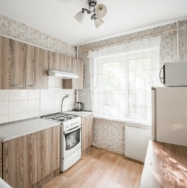 Продажа 2-комн квартиры на вторичном рынке Энергетиков пр-кт,  д. 28 к3