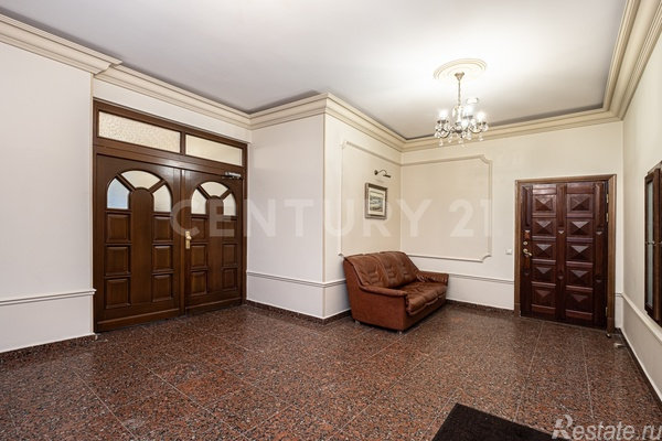 Продажа 6-комн квартиры на вторичном рынке Лаврушинский пер,  д. 17/5к4