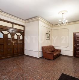 Продажа 6-комн квартиры на вторичном рынке Лаврушинский пер,  д. 17/5к4