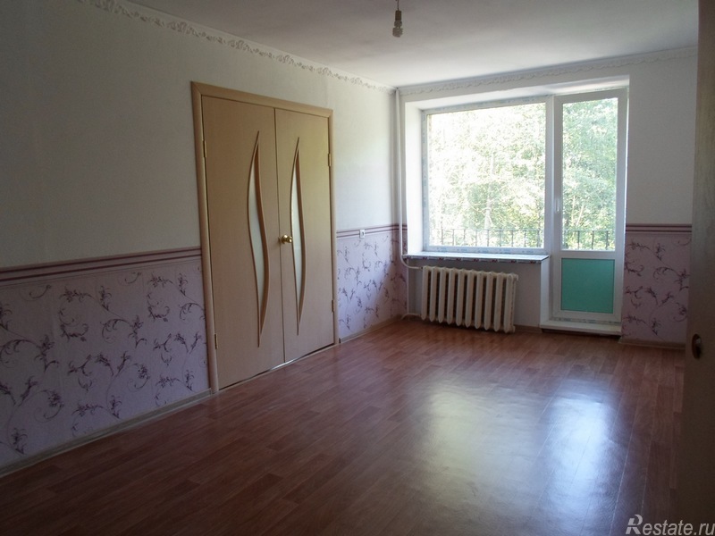 Продажа 2-комн квартиры на вторичном рынке Коммунар,Ленинградское шоссе,  д. 20