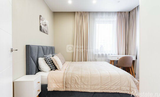 Продажа 2-комн квартиры на вторичном рынке Заречная улица,  д. 40 к1