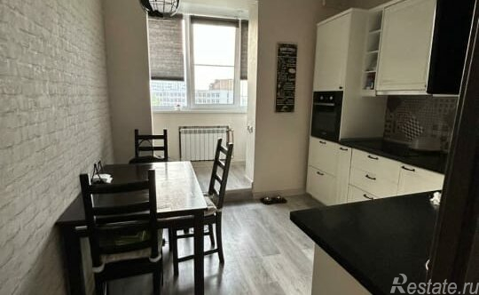 Продажа 3-комн квартиры на вторичном рынке Подольск, улица 43-й Армии,  д. 21