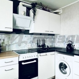 Продажа 1-комн квартиры на вторичном рынке Севастопольский проспект,  д. 58